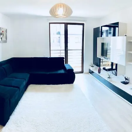 Апартаменти Apartament 2 Брашов